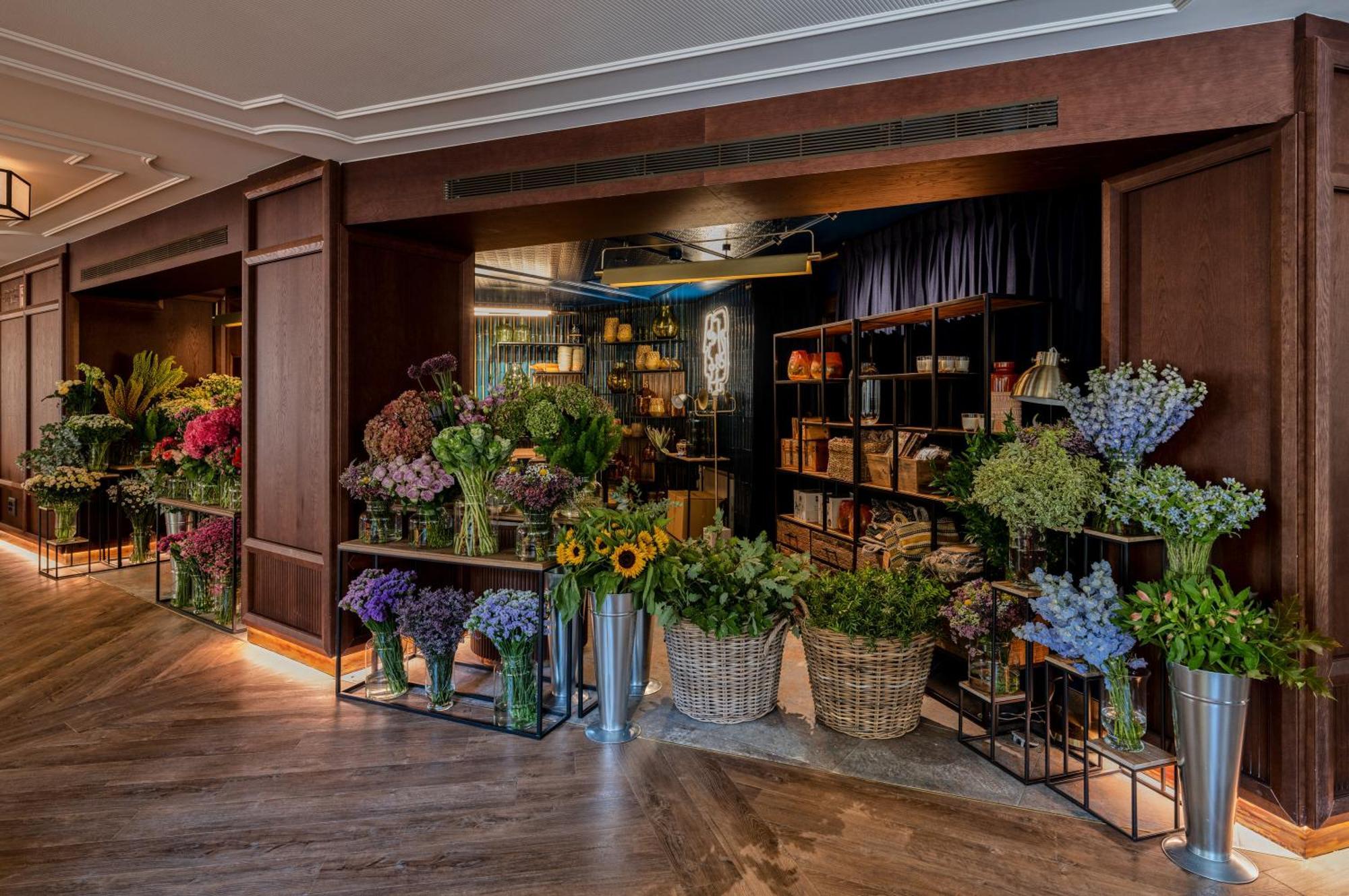 Only You Hotel Valencia — Photos 1